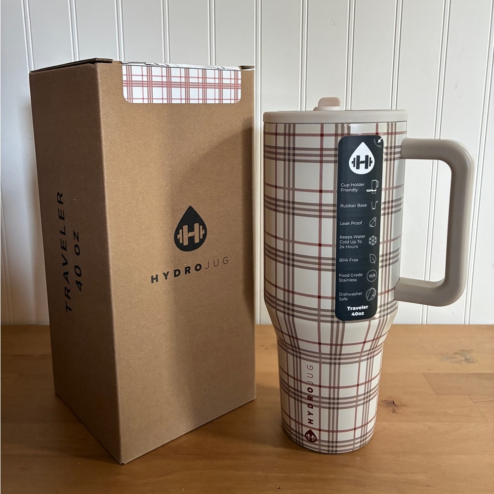 Hydrojug Blair plaid 40oz Traveler NWT - 2025 Fall Collection